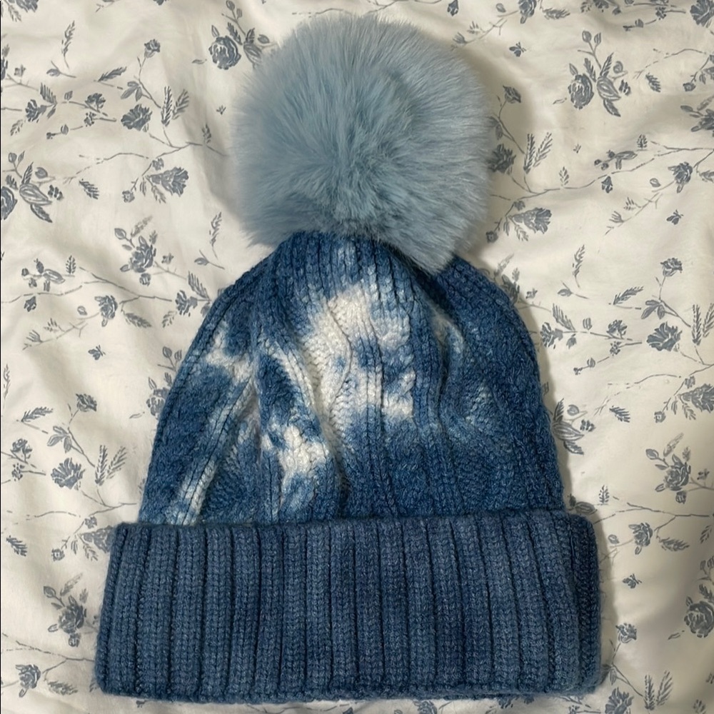 NWOT Blue Knit Beanie with Pom Pom